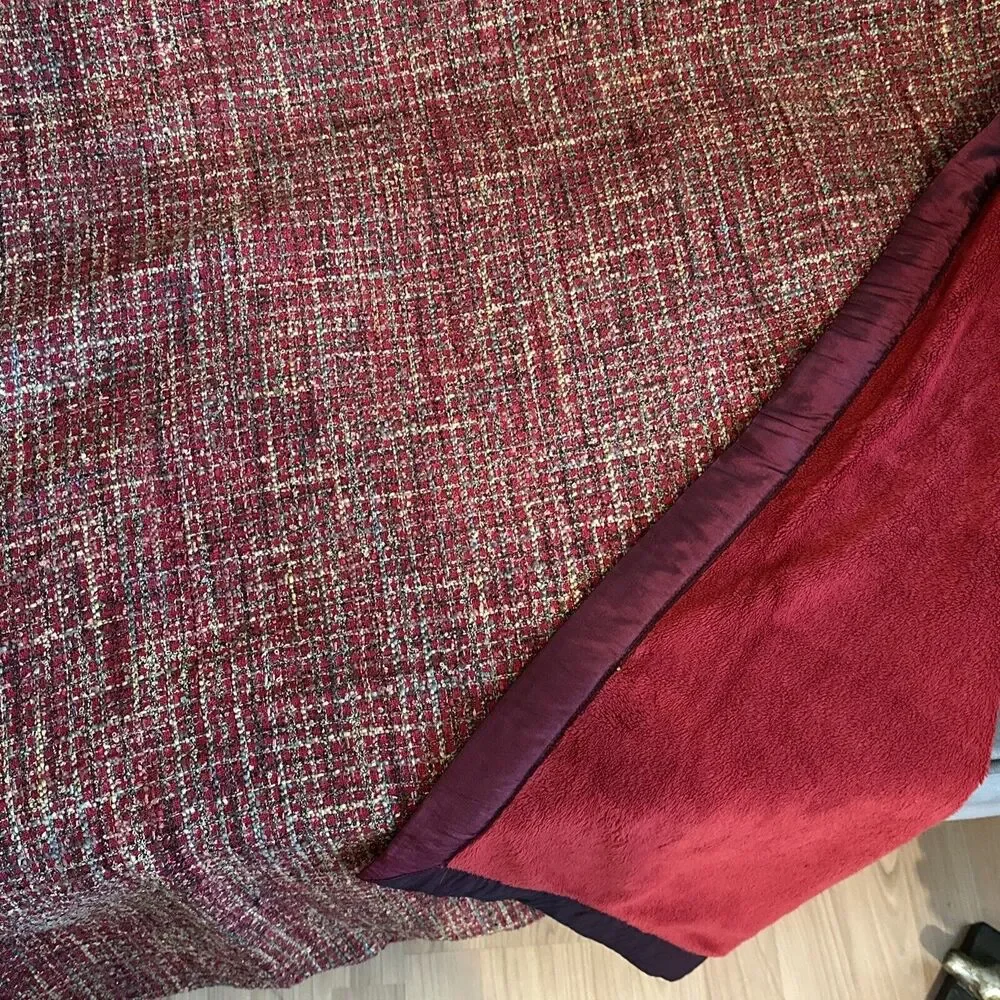 Noble Excellence Tapestry Throw Boucle Maroon Red 50”x60” Reversible Tweed‎